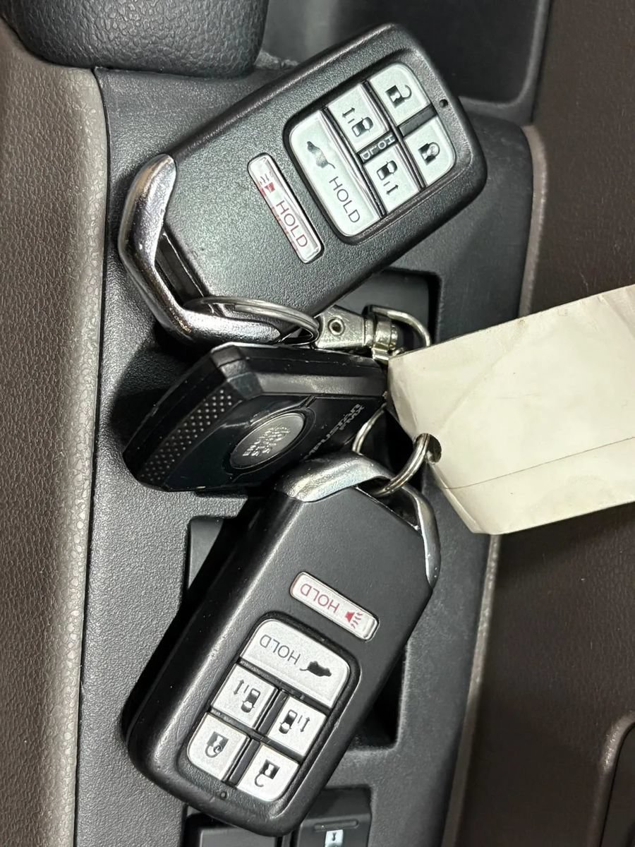 Used 2016 Honda Odyssey EX-L image 40