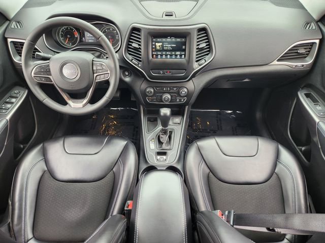 Used 2020 Jeep Cherokee Latitude Plus FWD image 26