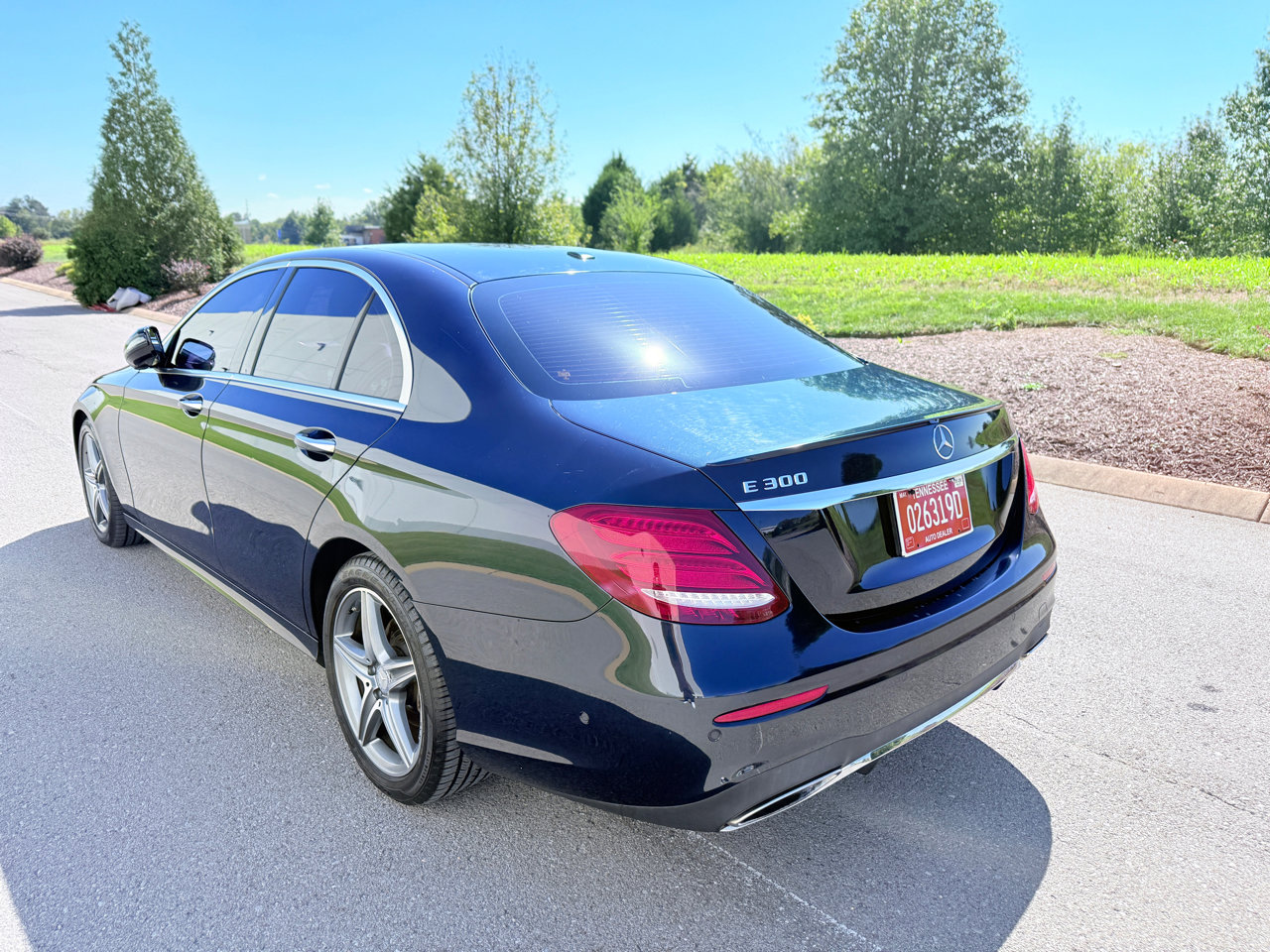 Used 2017 Mercedes-Benz E 300 image 7