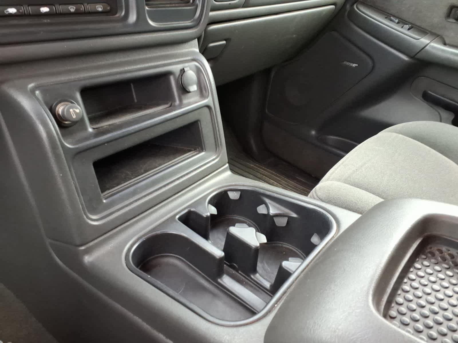 Used 2003 Chevrolet Silverado 3500 LS AWD/4WD image 16