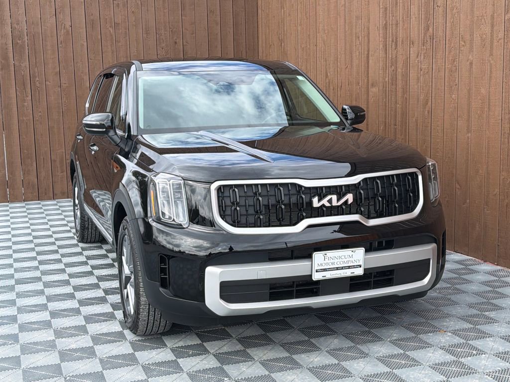 Used 2024 Kia Telluride LX image 12
