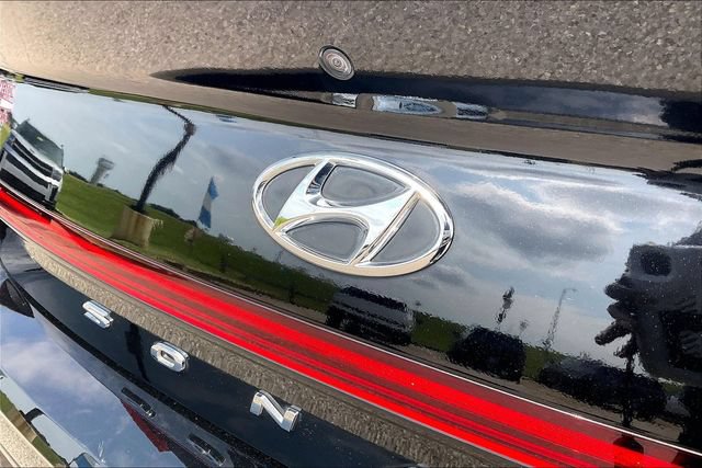Used 2020 Hyundai Sonata SEL w/ Convenience Package FWD image 16