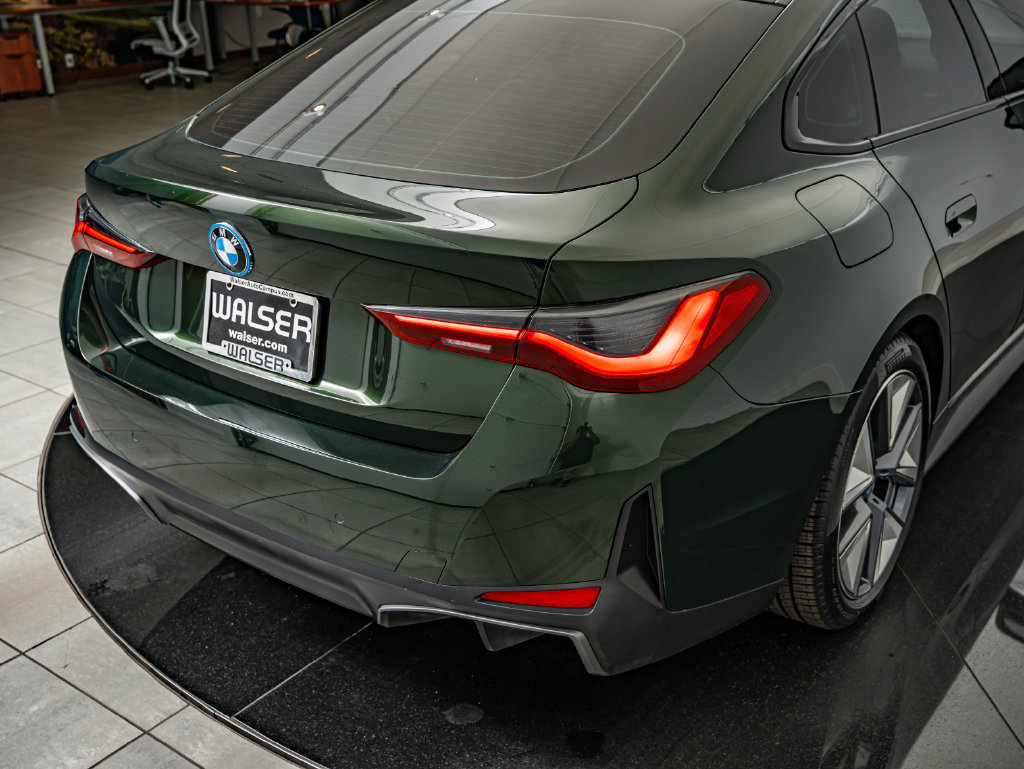Used 2023 BMW i4 eDrive35 w/ Premium Package RWD image 16