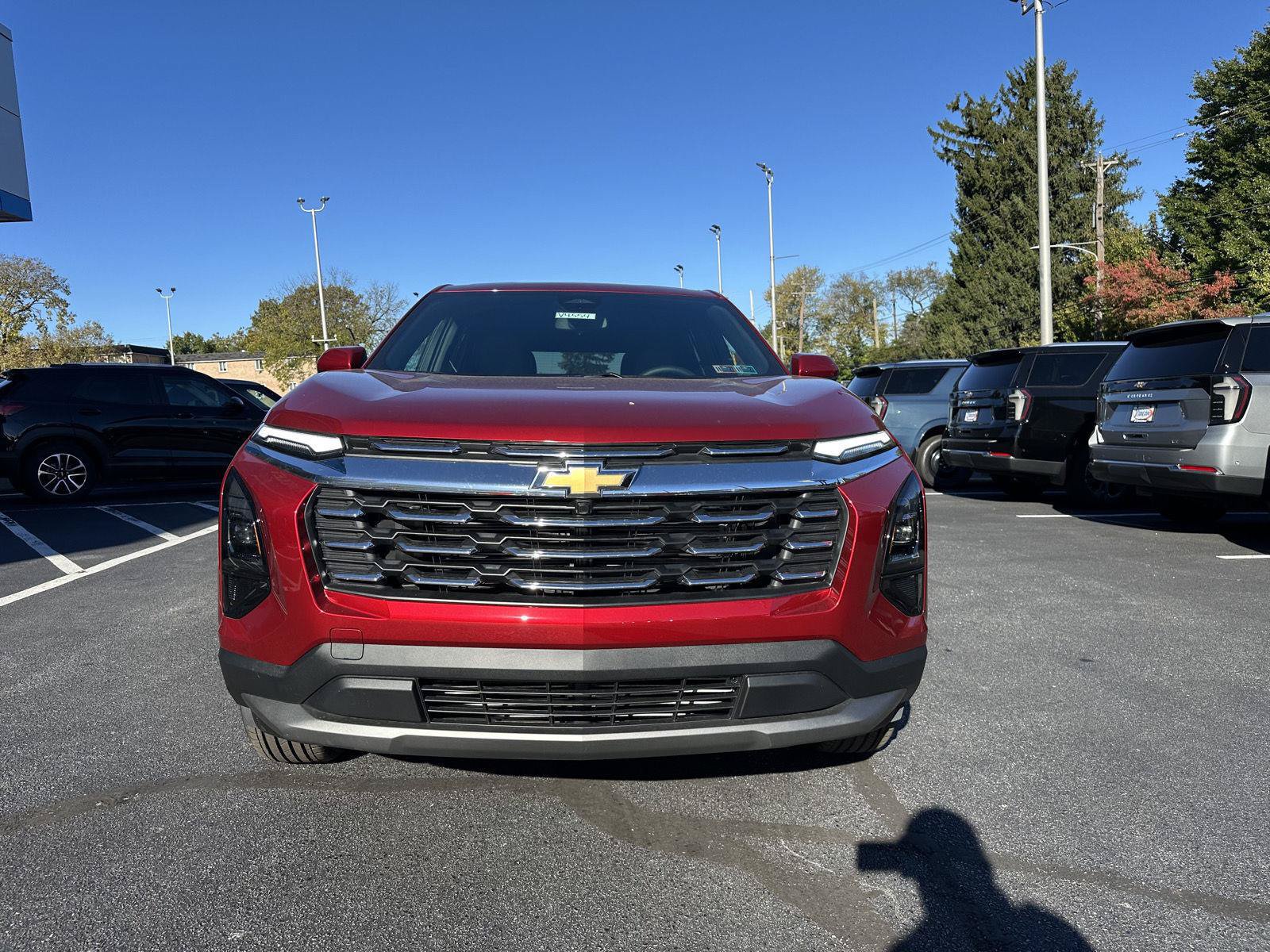 New 2027 Chevrolet Equinox LT w/ Convenience Package II AWD/4WD image 2