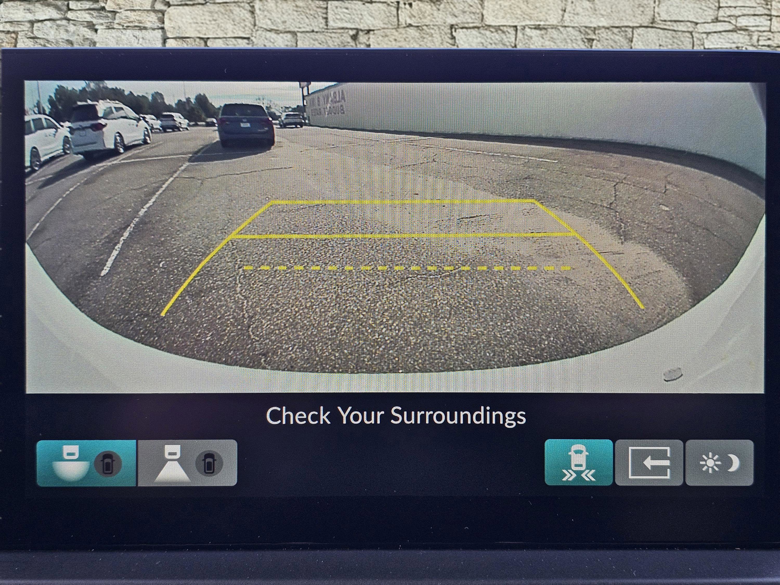 Used 2025 Honda Pilot TrailSport image 29