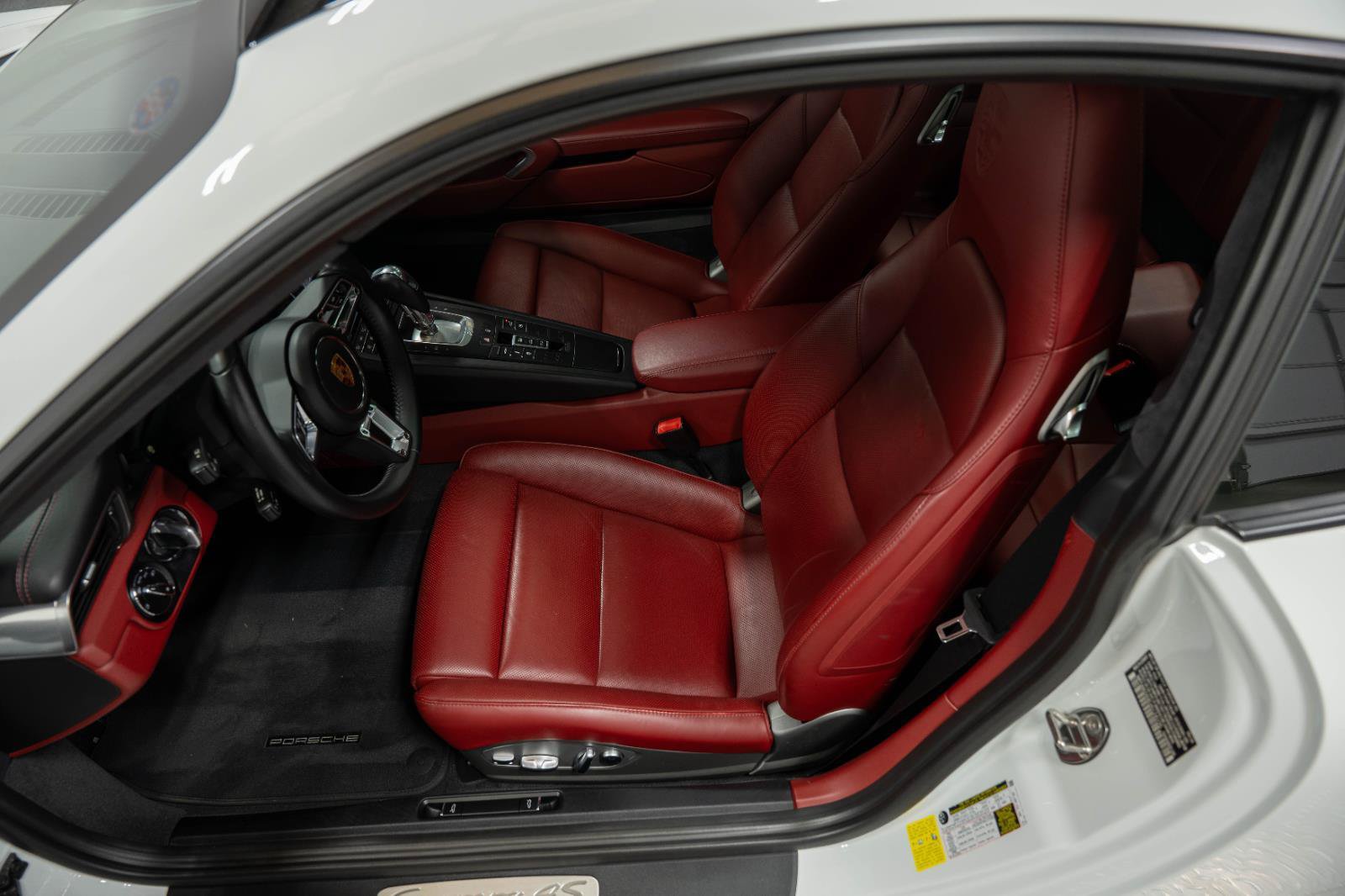 Used 2018 Porsche 911 Carrera 4S AWD/4WD image 87