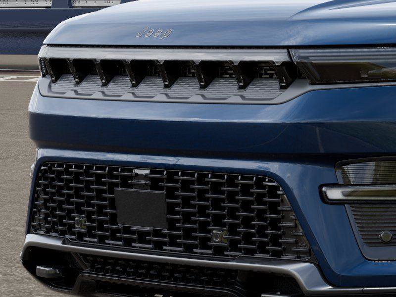 New 2026 Jeep Grand Wagoneer L Limited AWD/4WD image 11
