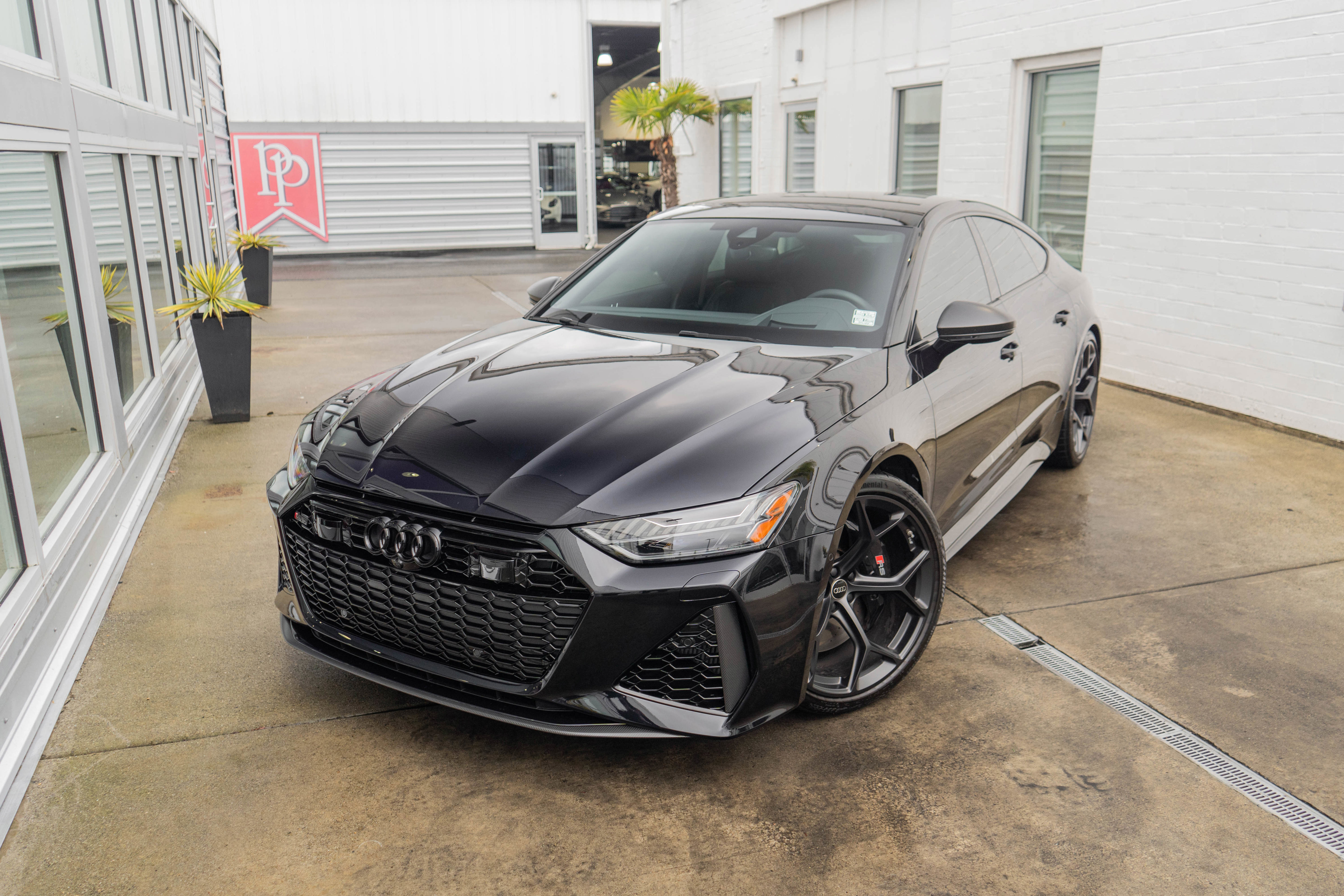 Used 2025 Audi RS 7 Performance image 3