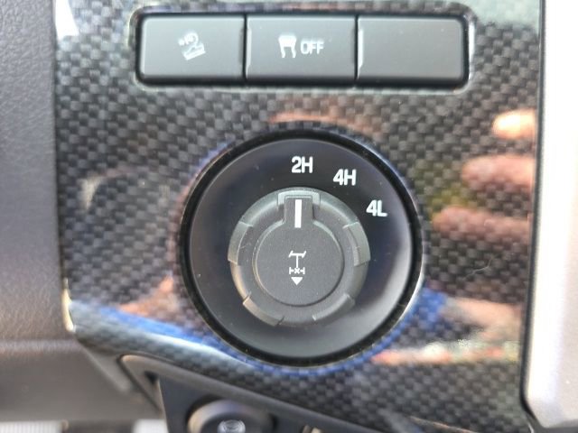 Used 2016 Ford F250 Lariat w/ Lariat Ultimate Package image 26