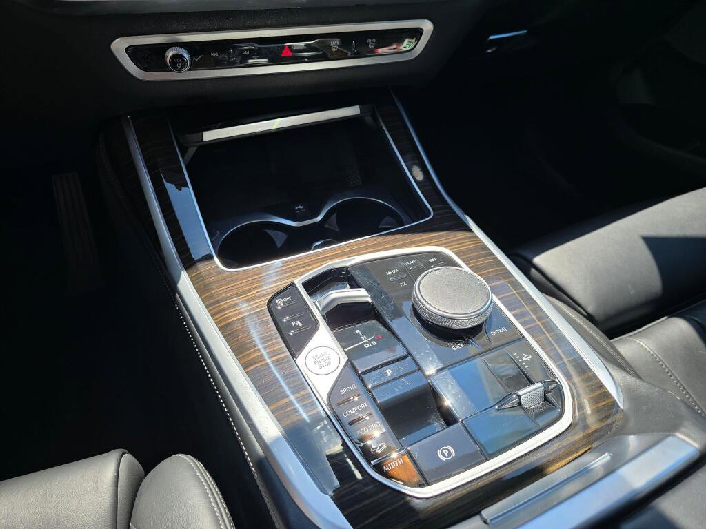Used 2023 BMW X7 xDrive40i image 34
