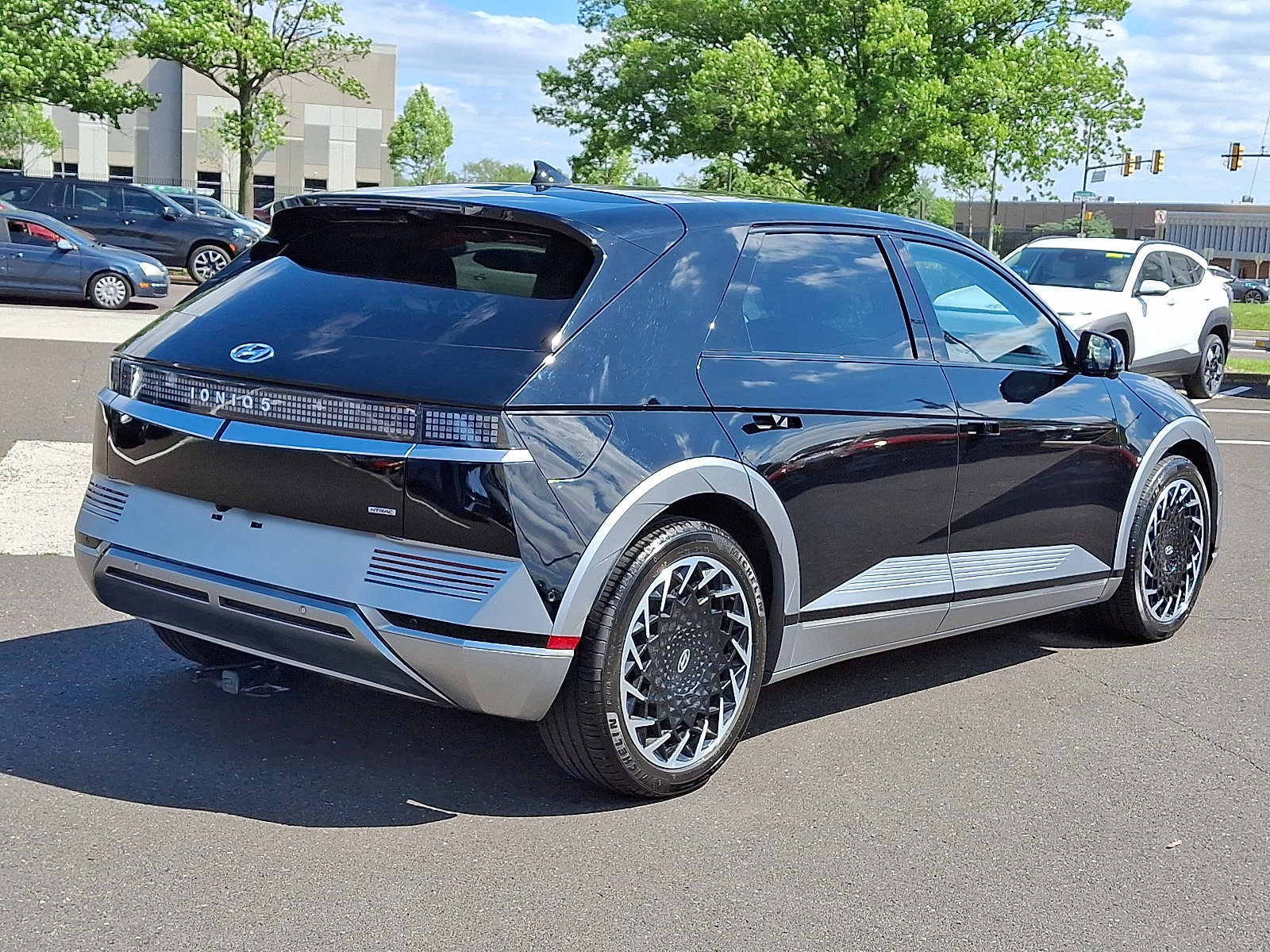 Used 2024 Hyundai Ioniq 5 Limited image 6