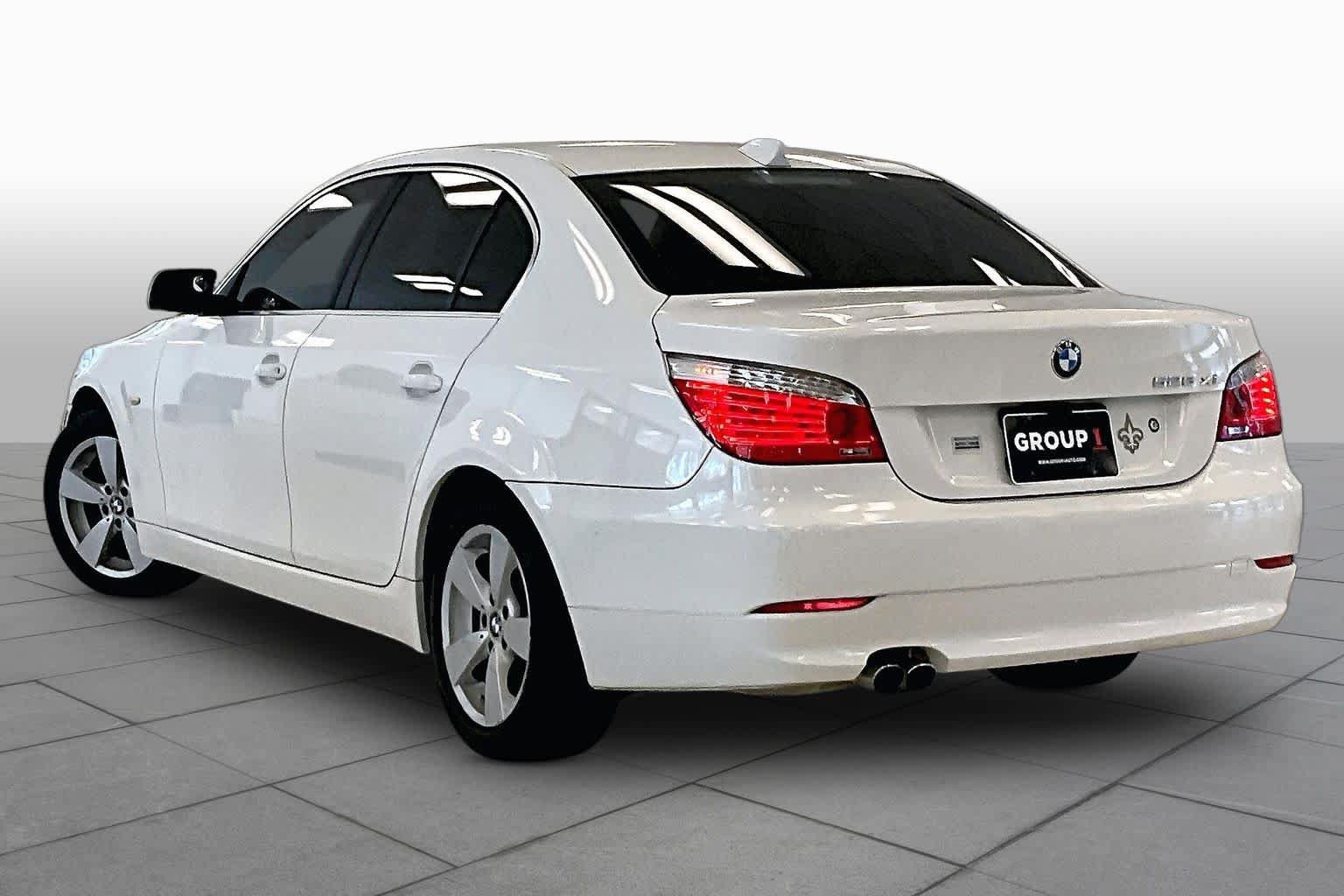 Used 2008 BMW 528xi Sedan AWD/4WD image 10