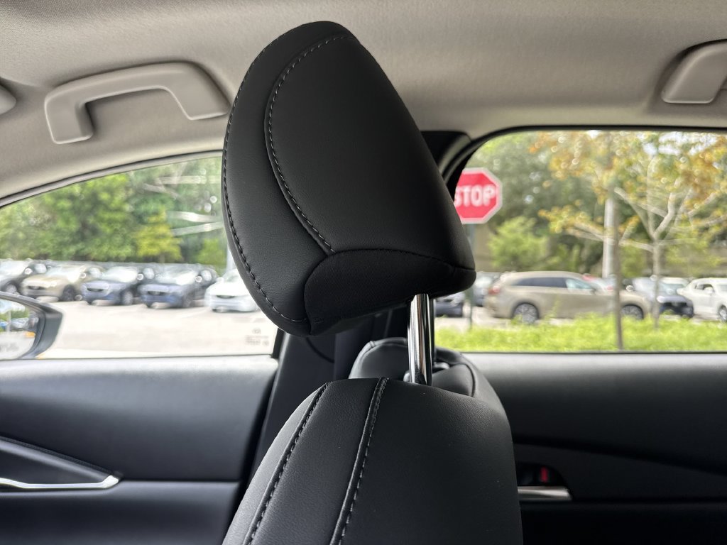 Certified 2024 MAZDA CX-30 AWD 2.5 S w/ Preferred Package image 16