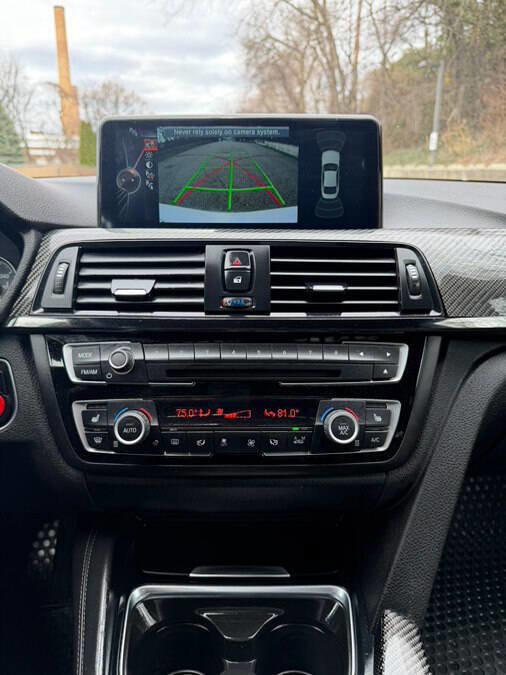 Used 2015 BMW M4 Coupe image 26