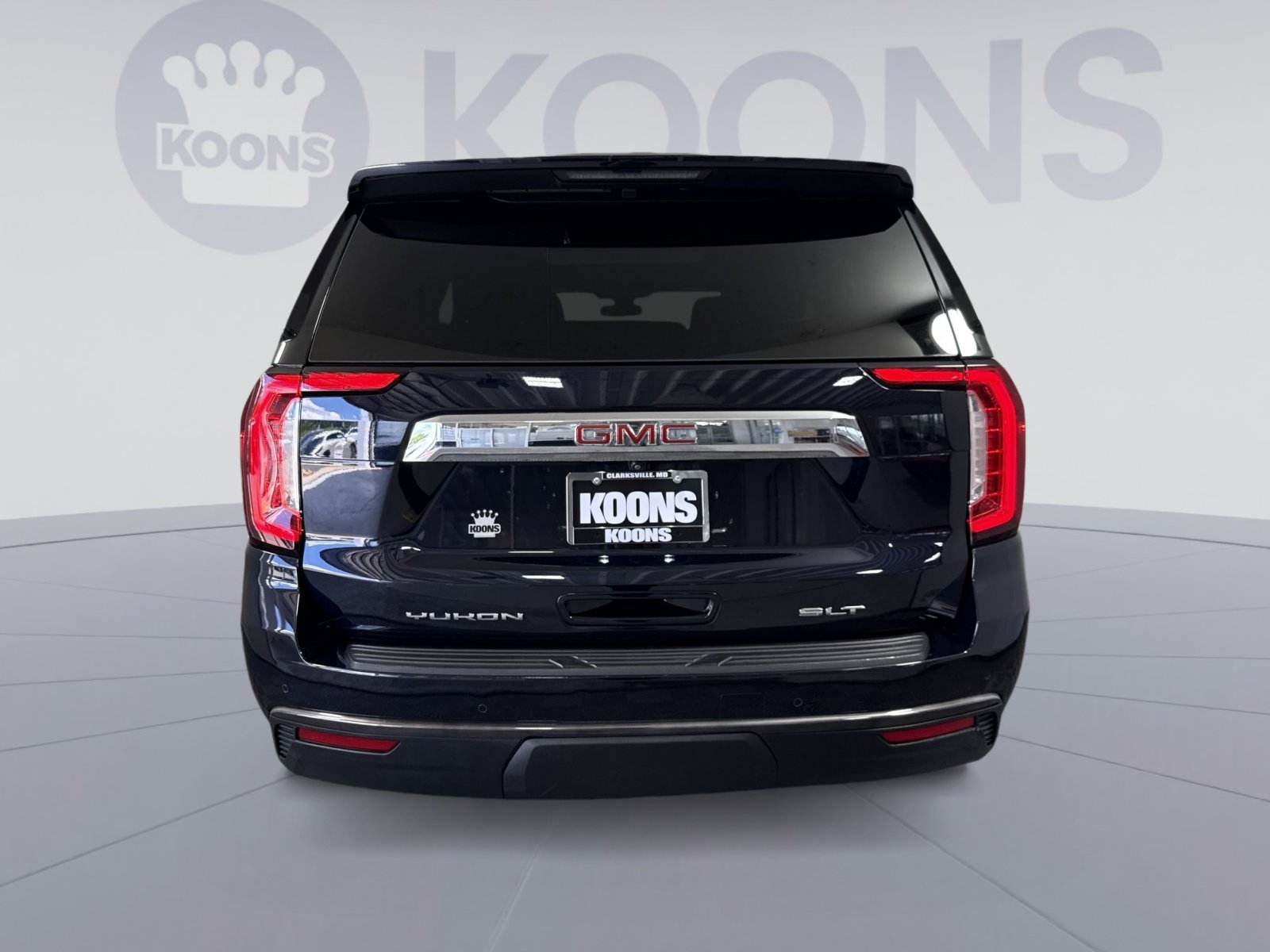 Used 2022 GMC Yukon SLT w/ SLT Luxury Package AWD/4WD image 5