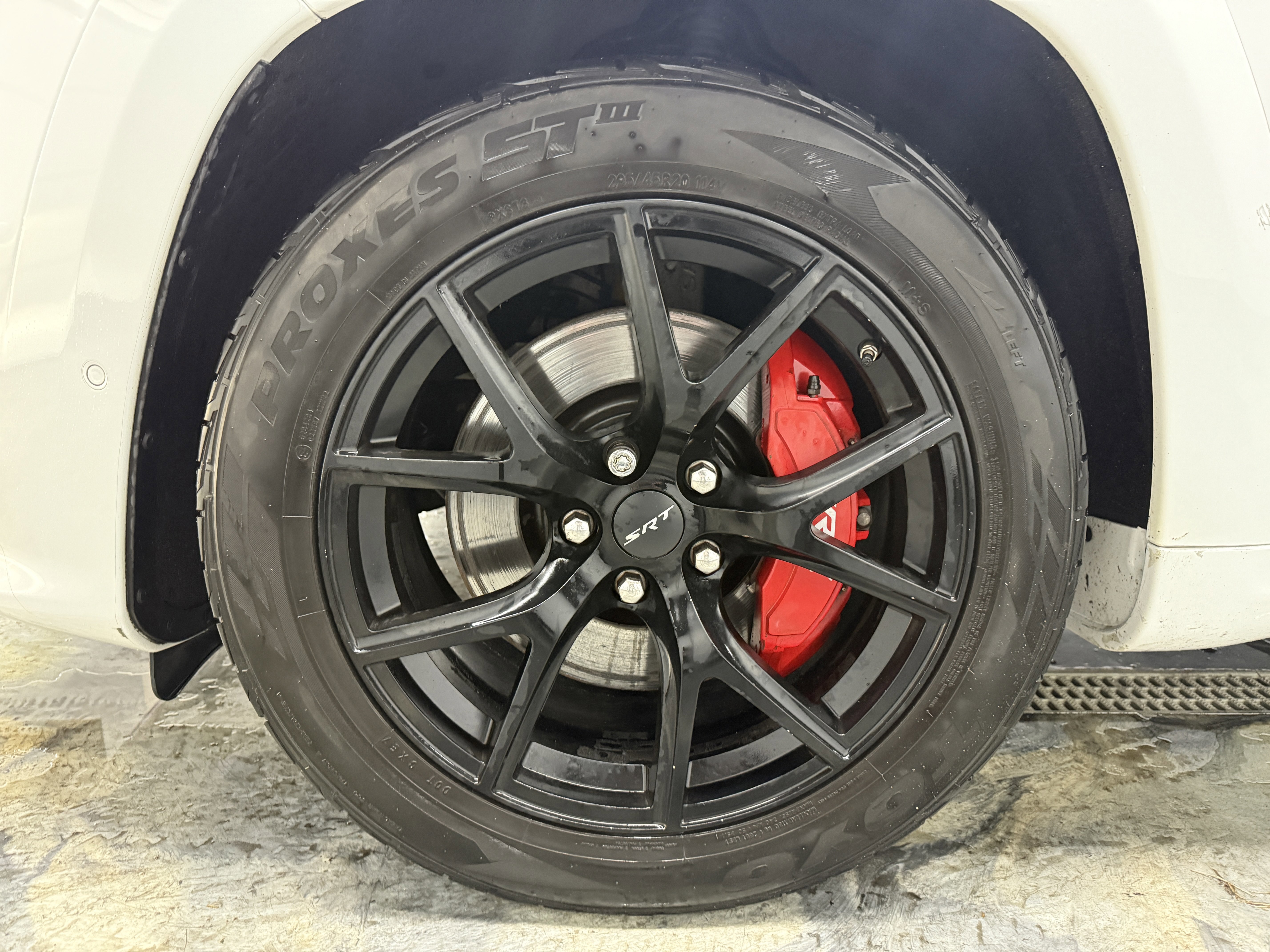 Used 2021 Jeep Grand Cherokee SRT image 27