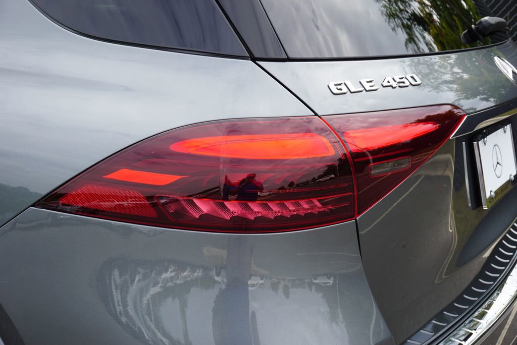 New 2026 Mercedes-Benz GLE 450 4MATIC image 16