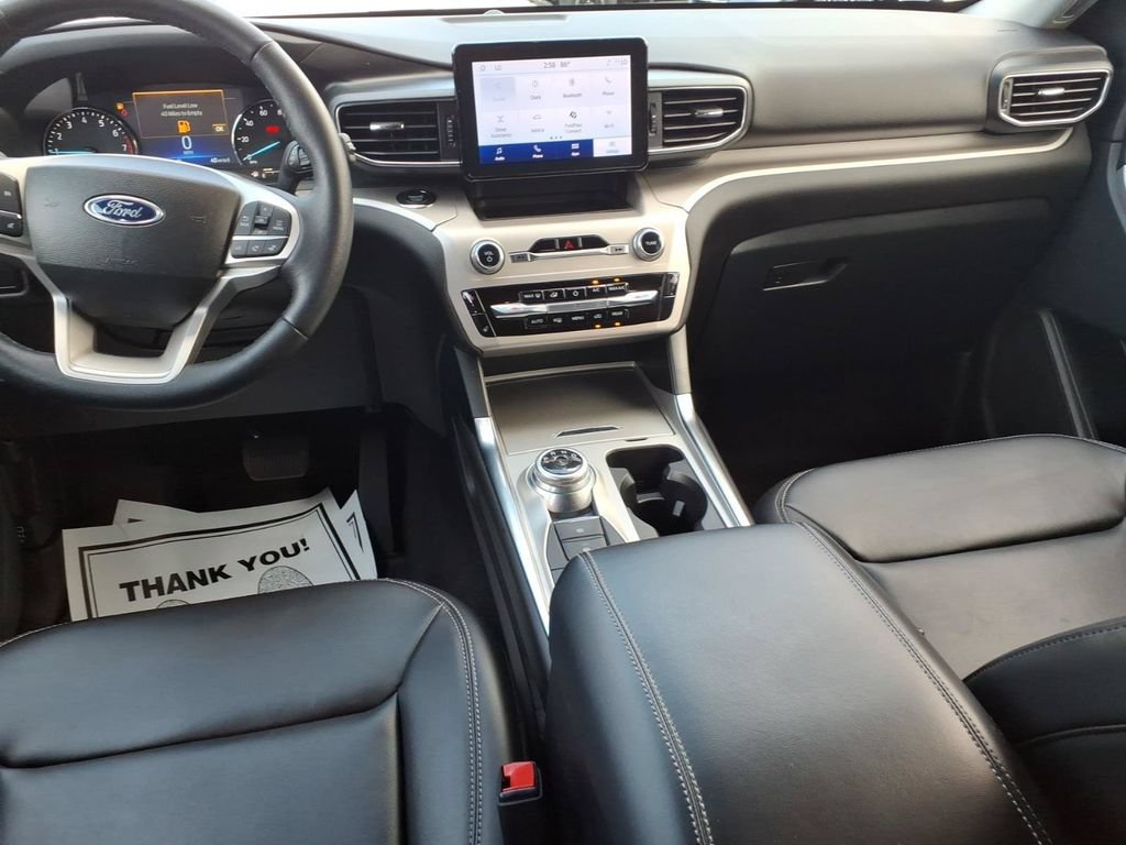 Used 2024 Ford Explorer XLT w/ Equipment Group 202A AWD/4WD image 13