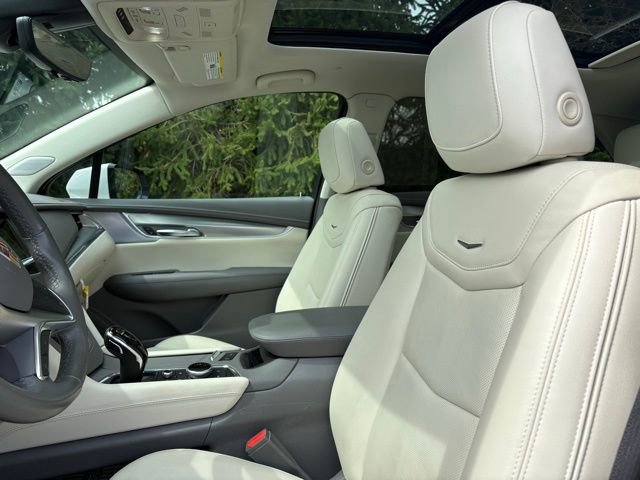 Used 2023 Cadillac XT5 Premium Luxury w/ Technology Package image 20