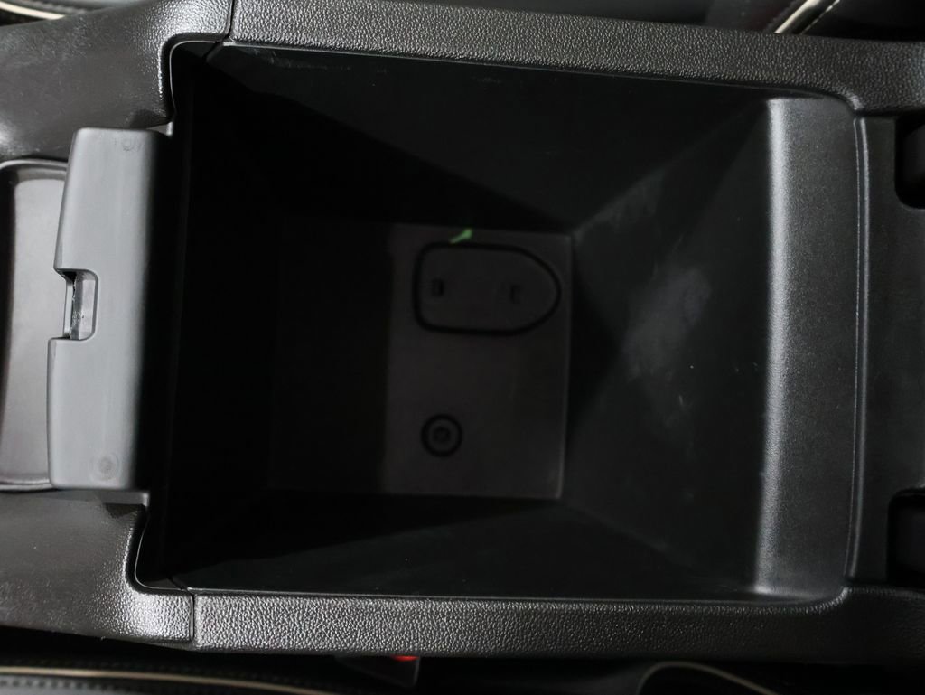 Used 2022 GMC Acadia Denali w/ GMC Pro Grade Package image 39