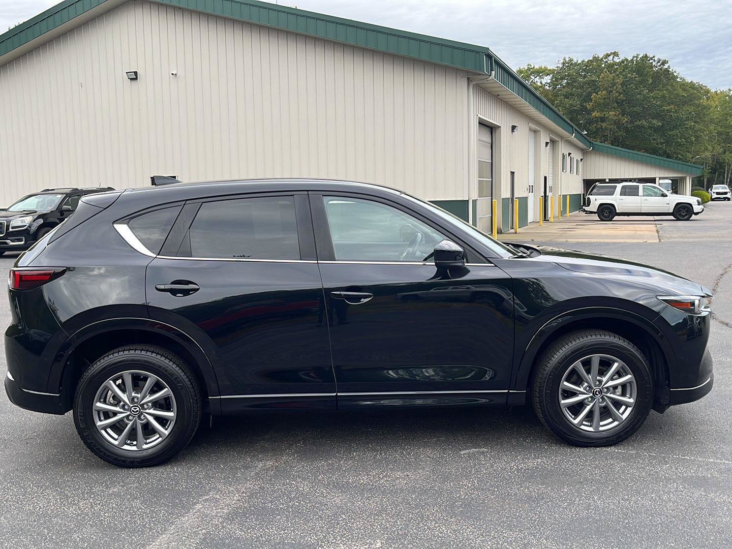 Used 2024 MAZDA CX-5 AWD 2.5 S w/ Preferred Package image 6