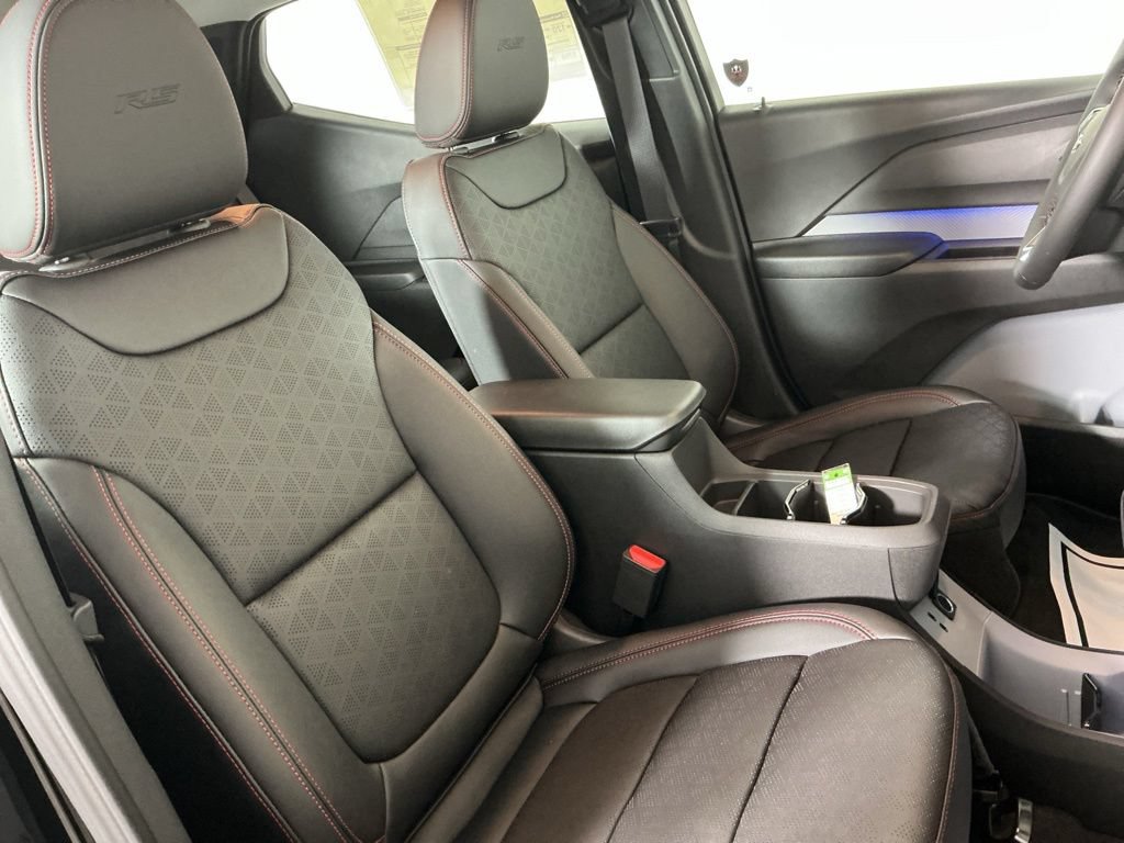 New 2027 Chevrolet Bolt RS FWD image 10