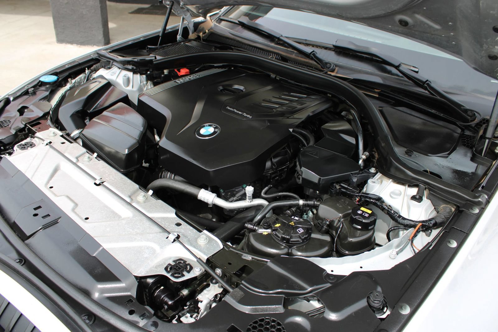 Used 2019 BMW 330i Sedan w/ Driving Assistance Package RWD image 29