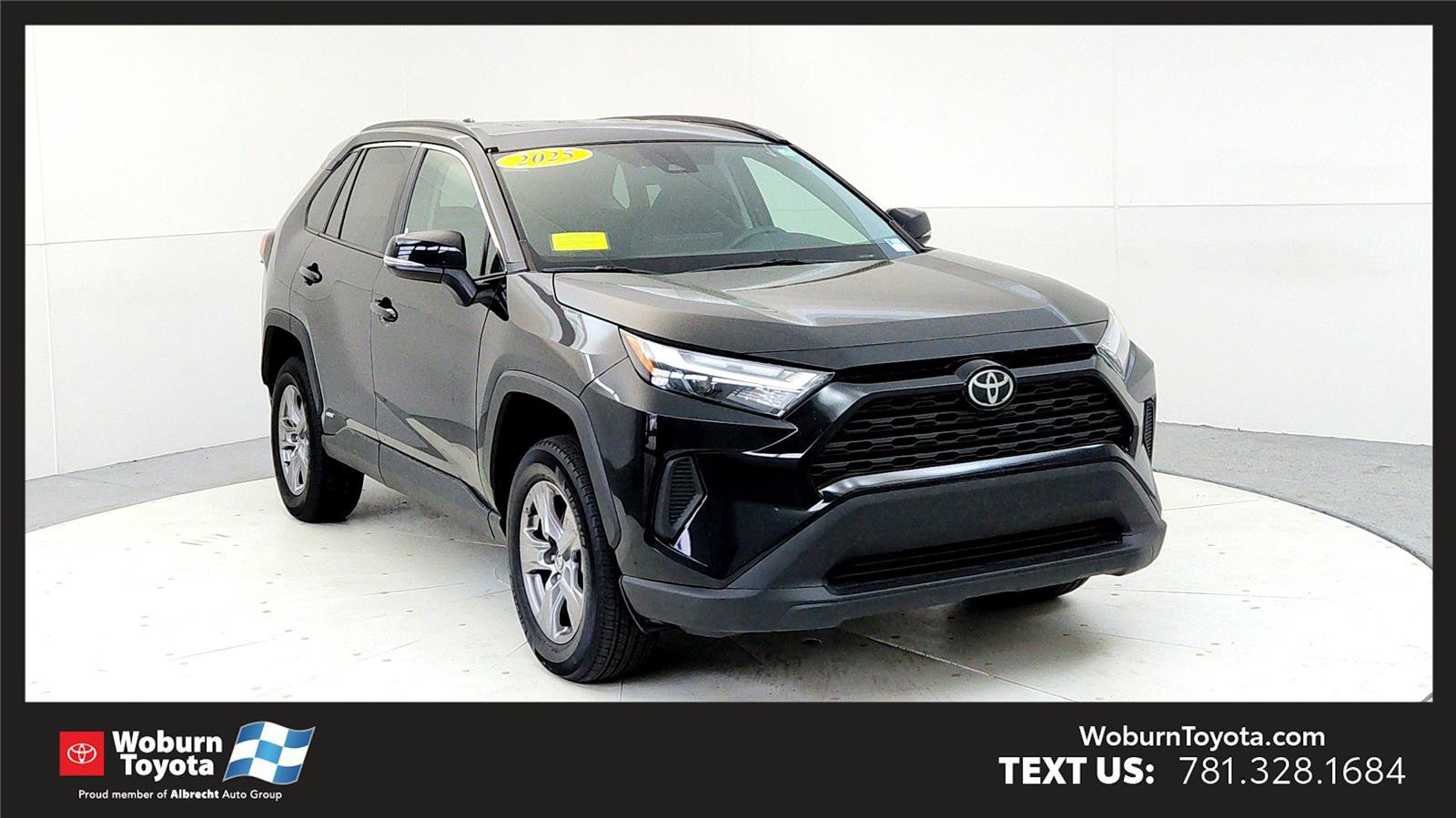 Certified 2025 Toyota RAV4 XLE image 1