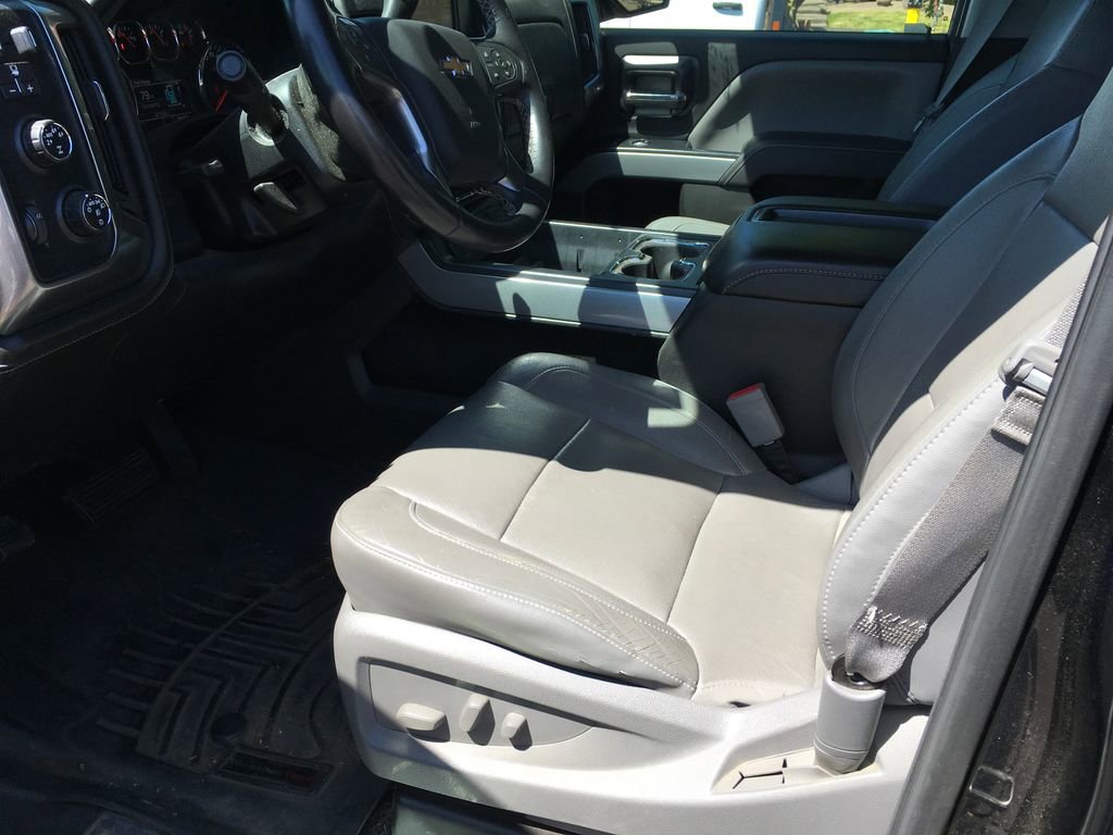 Used 2015 Chevrolet Silverado 1500 LTZ AWD/4WD image 4