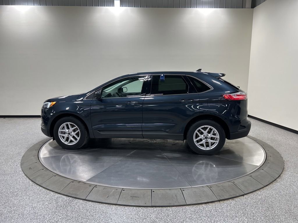 Certified 2024 Ford Edge SEL w/ Convenience Package AWD/4WD image 10