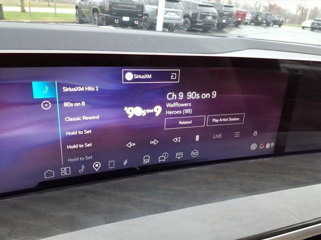 Used 2025 Cadillac Escalade IQ Sport 2 image 32
