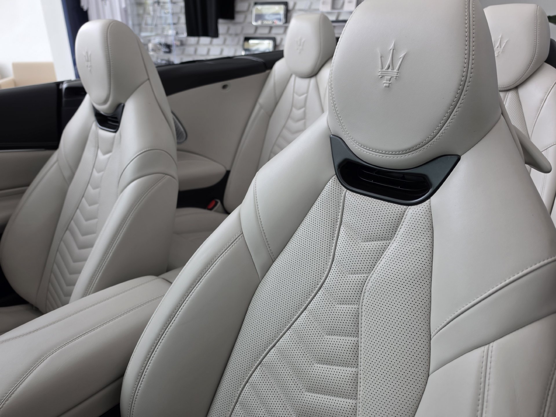 Used 2026 Maserati GranCabrio Modena AWD/4WD image 6