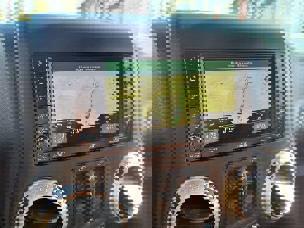 Used 2013 Jeep Wrangler Unlimited Sahara w/ Max Tow Pkg image 18