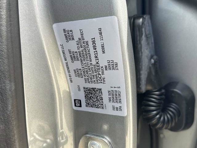 Used 2024 Chevrolet Colorado Trail Boss AWD/4WD image 31