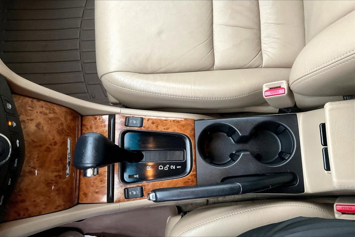 Used 2004 Honda Accord EX image 10
