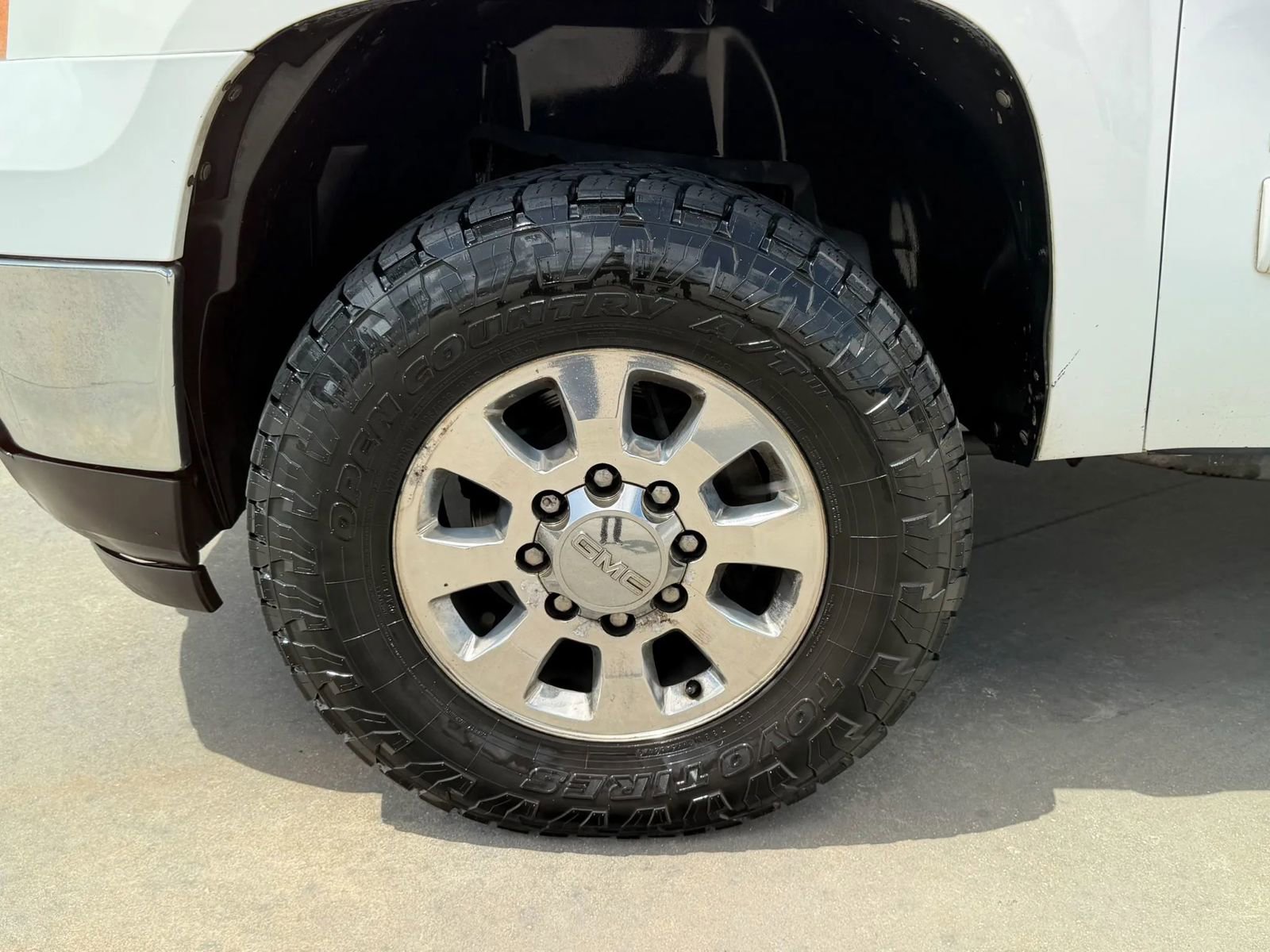 Used 2012 GMC Sierra 2500 SLE w/ SLE Preferred Package AWD/4WD image 12