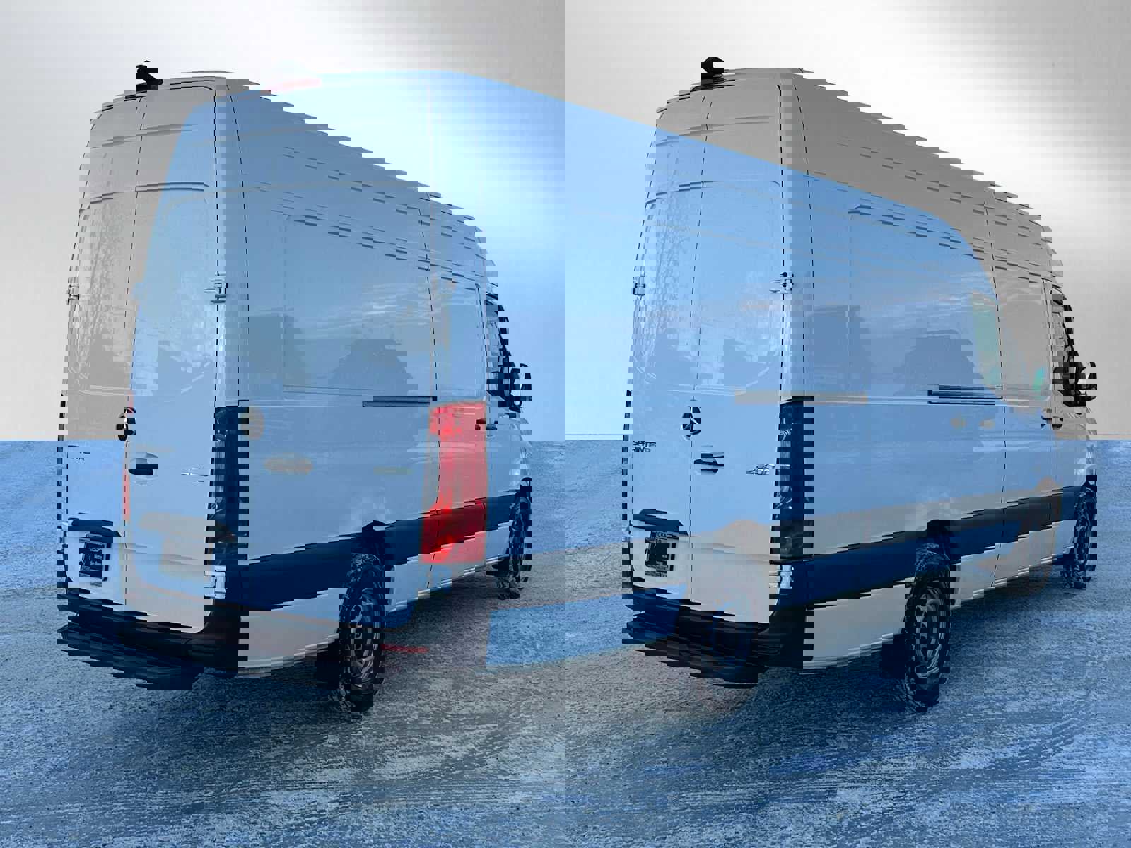Used 2023 Mercedes-Benz Sprinter 2500 image 3