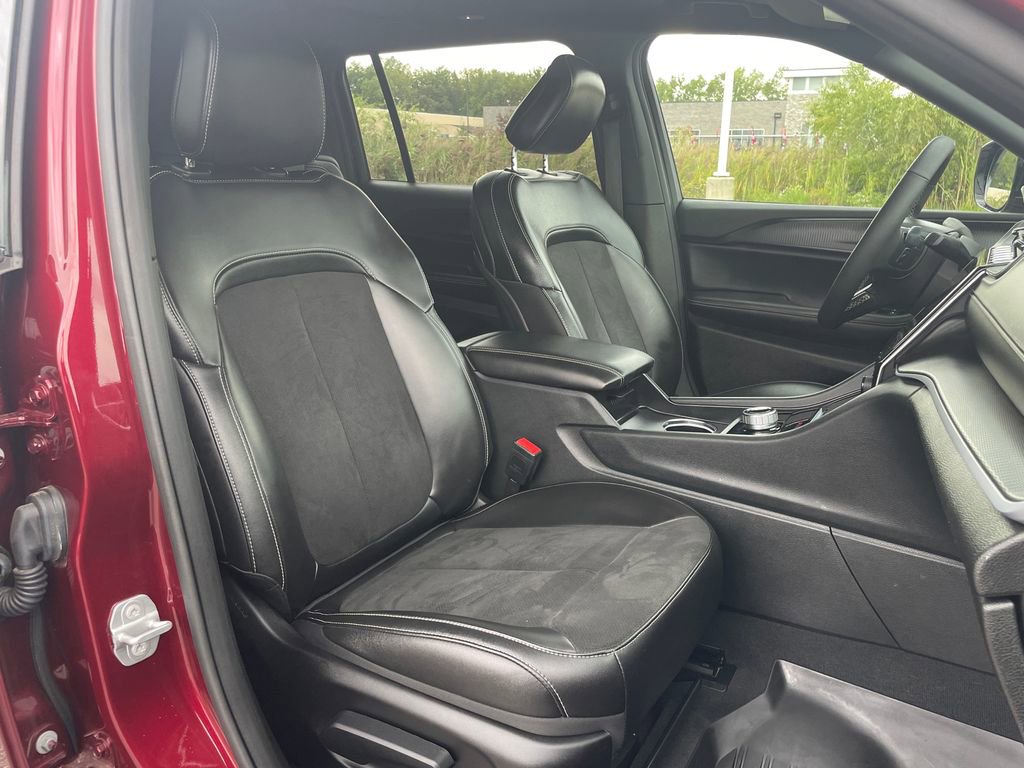 Used 2025 Jeep Grand Cherokee L Altitude w/ Trailer Tow Package image 50