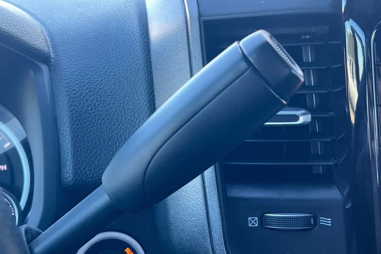 New 2026 RAM 3500 Tradesman AWD/4WD image 17