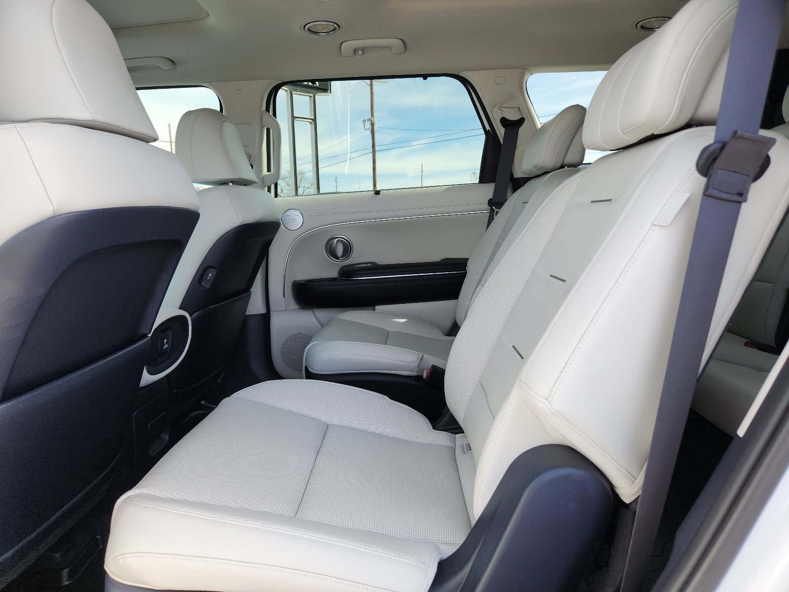 Used 2026 Hyundai Palisade Calligraphy image 9