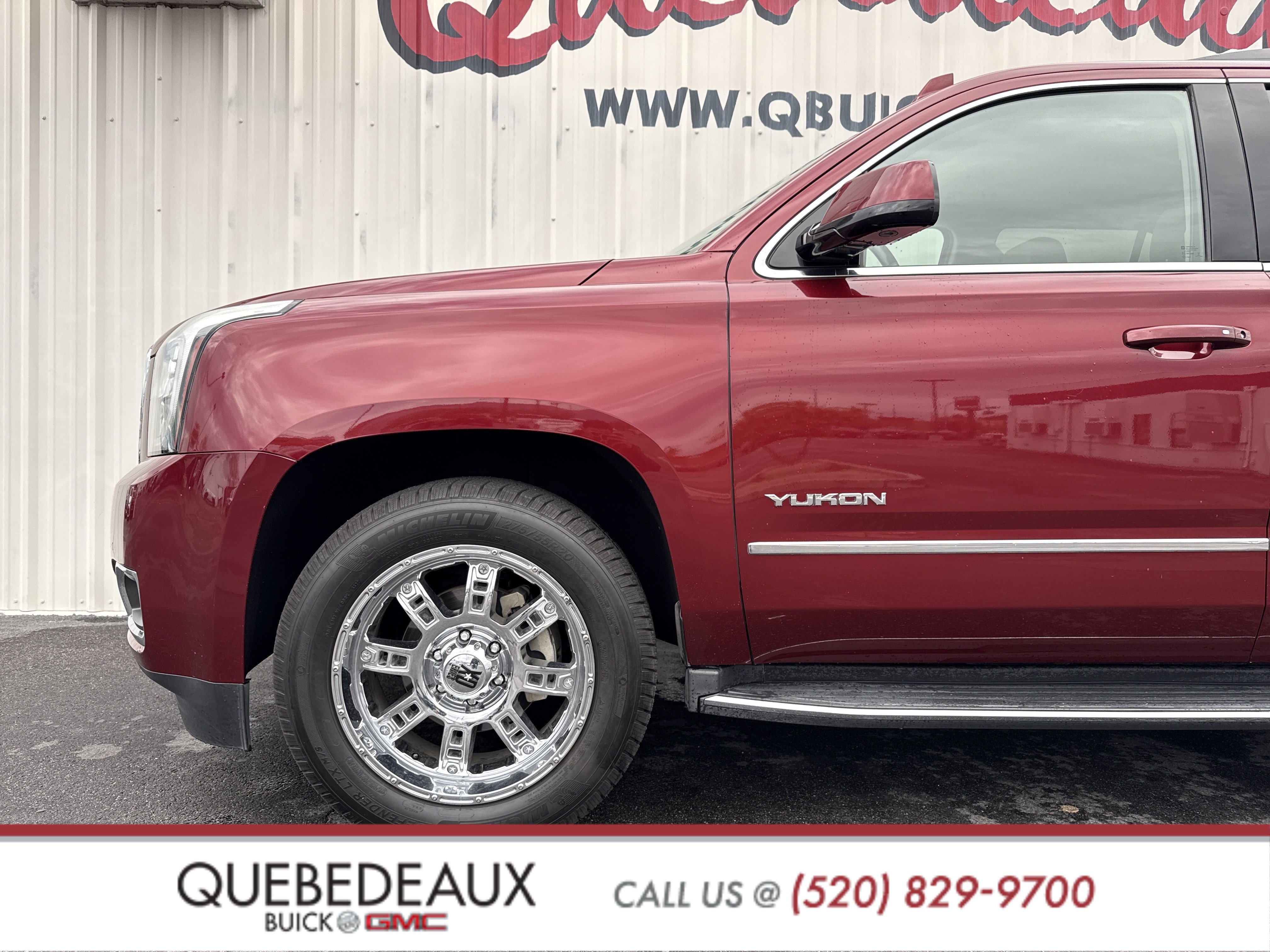 Used 2017 GMC Yukon SLT w/ HD Trailering Package image 5