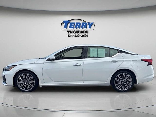 Used 2024 Nissan Altima 2.5 SL image 3