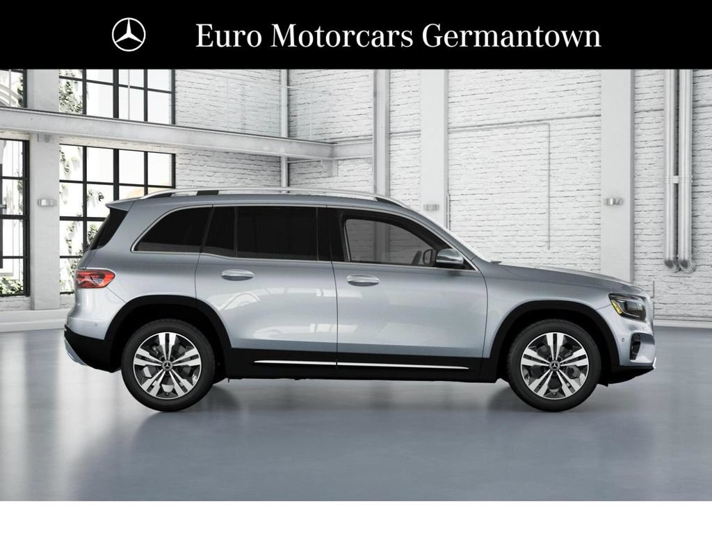 New 2026 Mercedes-Benz GLB 250 4MATIC image 2