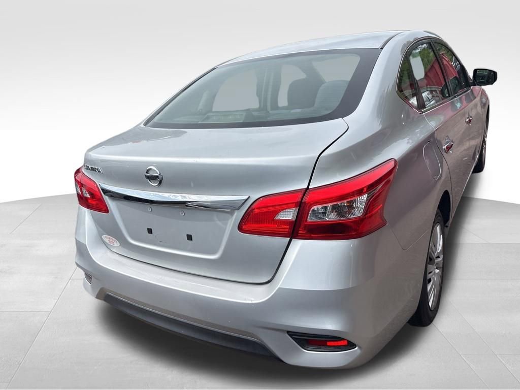 Used 2019 Nissan Sentra S FWD image 7