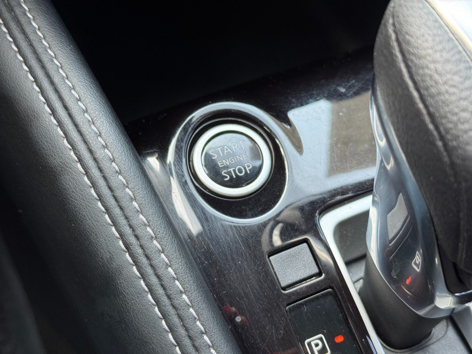 Used 2020 Nissan Kicks SV FWD image 24