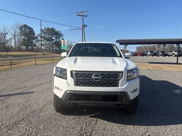 Used 2023 Nissan Frontier SV w/ SV Convenience Package image 2