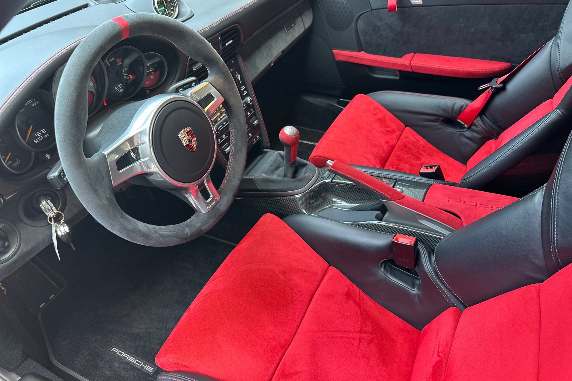 Used 2011 Porsche 911 GT3 RS 4.0 RWD image 4