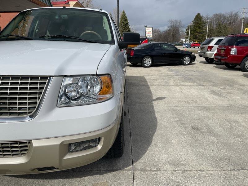 Used 2006 Ford Expedition Eddie Bauer image 4