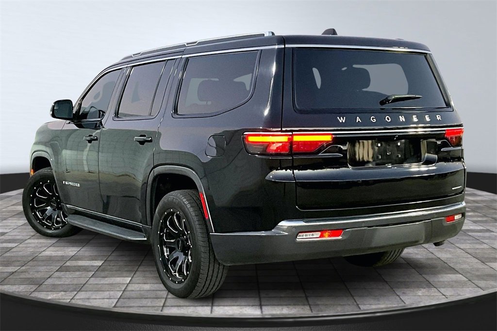 Used 2022 Jeep Wagoneer Series II image 3