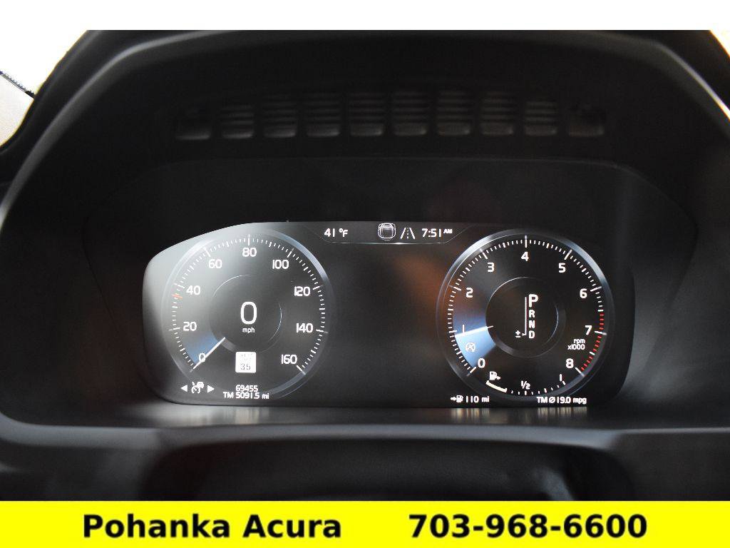 Used 2020 Volvo XC90 T6 R-Design image 9